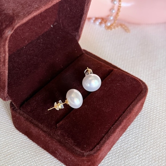 14K Gold Plated Earrings with Pearl - Picture 3 of 5